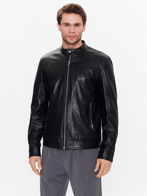 Куртка из искусственной кожи, стандартного кроя Sisley, черный
Куртка из искусственной кожи, стандартного кроя Sisley, черный