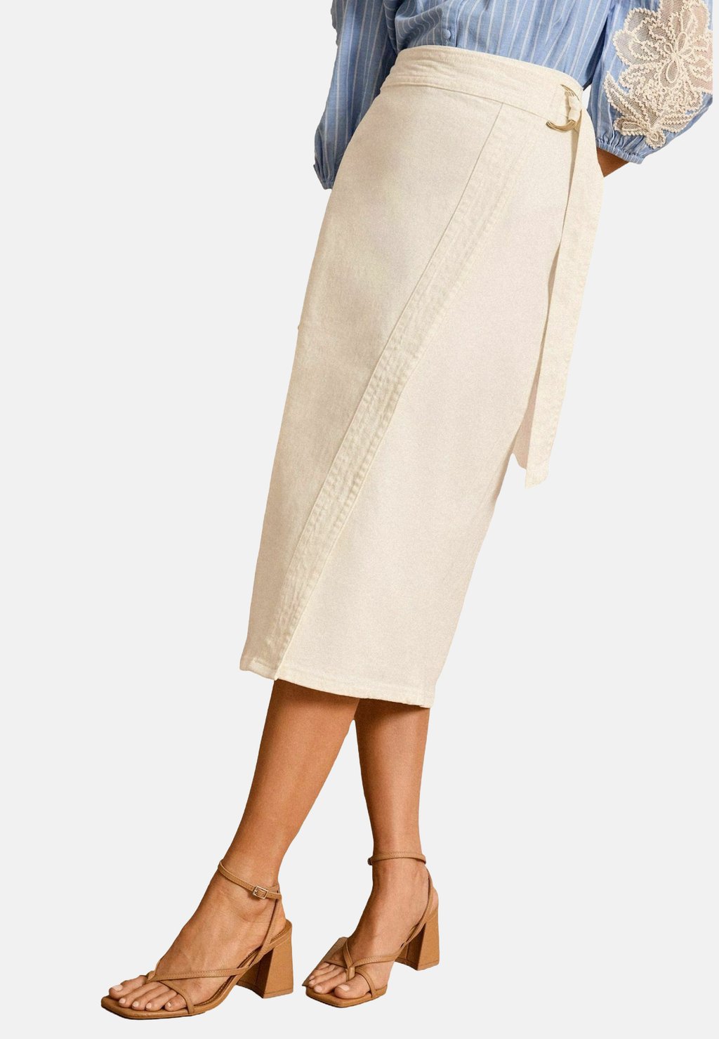 Джинсовая юбка REGULAR FIT-BELTED - Wrap skirt Love & Roses, бежевый
Джинсовая юбка REGULAR FIT-BELTED - Wrap skirt Love & Roses, бежевый