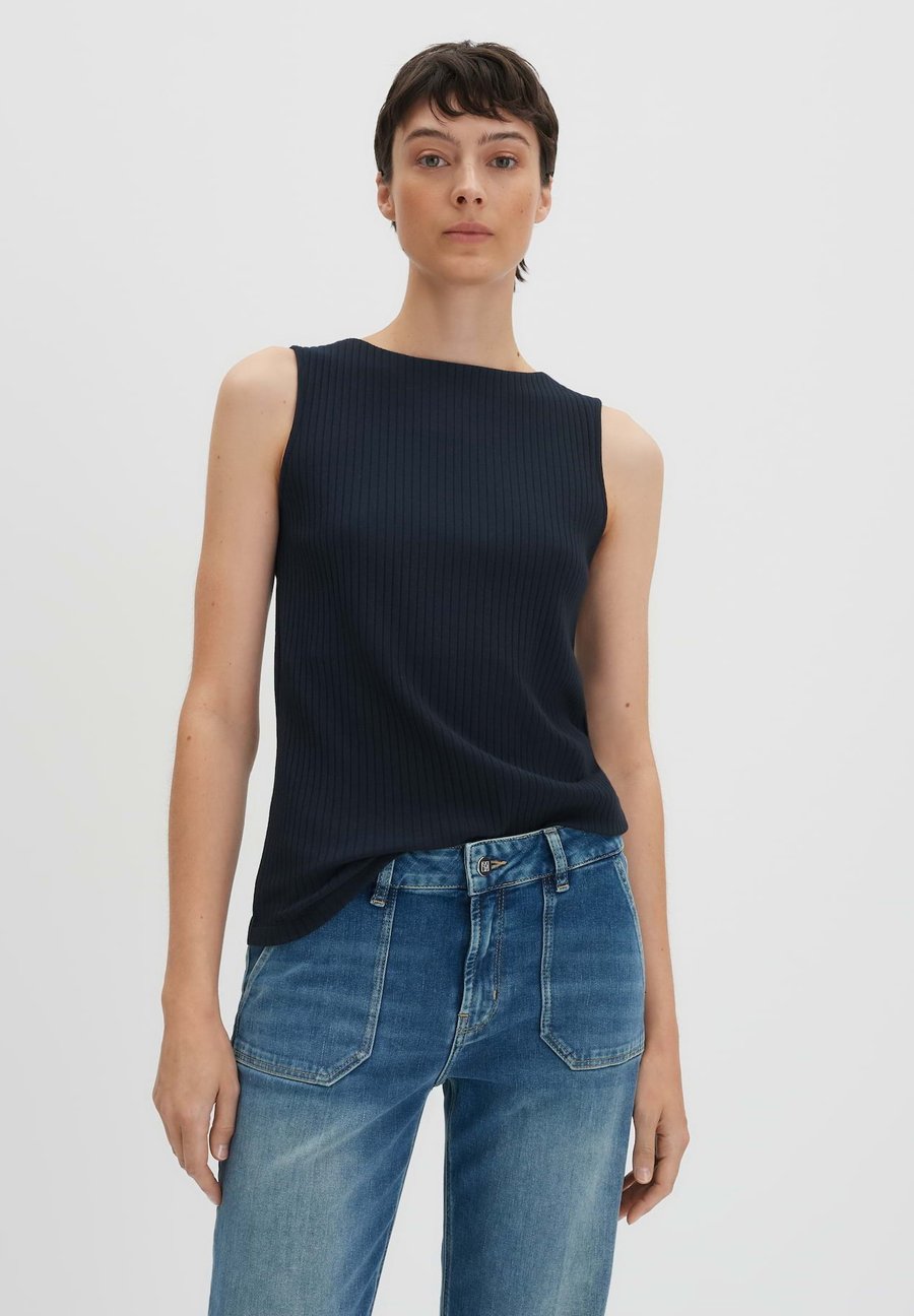 Топ someday. SLIM FIT RIB, Ocean/Dark Blue
Топ someday. SLIM FIT RIB, Ocean/Dark Blue