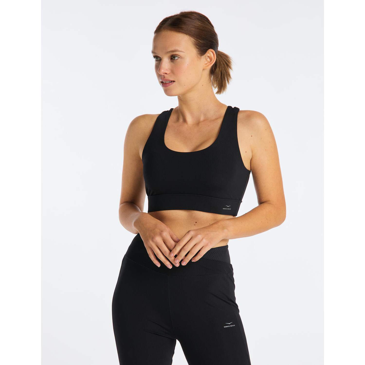 VENICE BEACH Топ VB BRENDA, черный
VENICE BEACH Топ VB BRENDA, черный