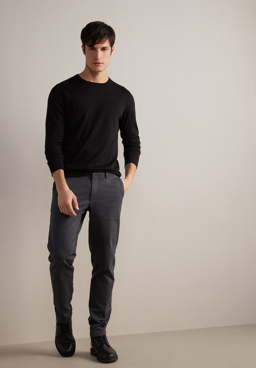 Джемпер ROUND NECK Falconeri, черный
Джемпер ROUND NECK Falconeri, черный