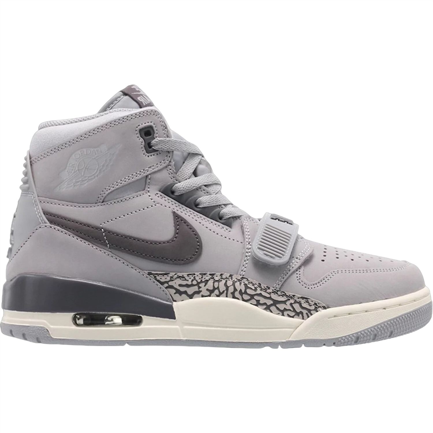 Кроссовки Nike Air Jordan Legacy 312, серый
Кроссовки Nike Air Jordan Legacy 312, серый