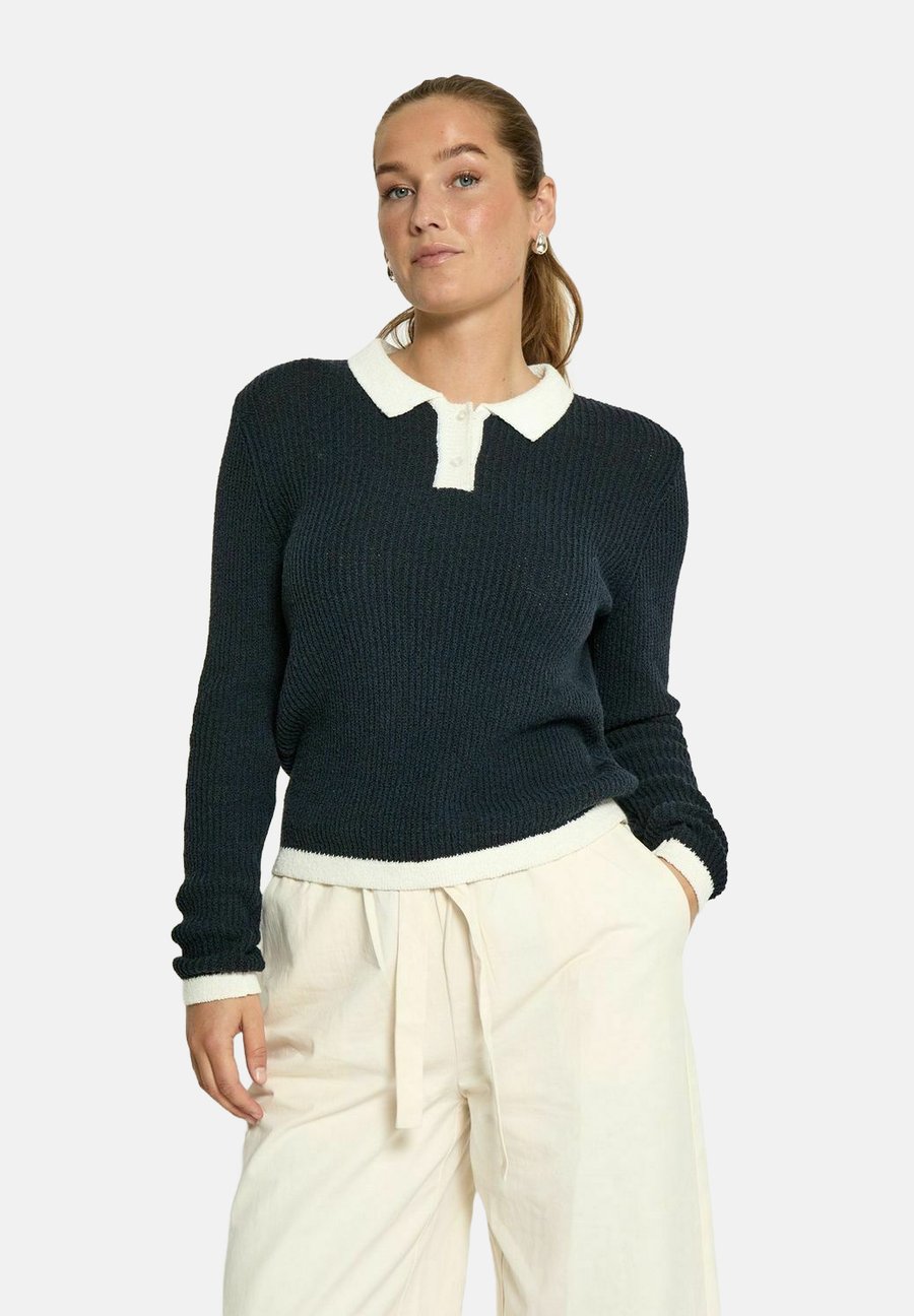 Джемпер Desires KALLIE, Total Eclipse Blue/Dark Blue
Джемпер Desires KALLIE, Total Eclipse Blue/Dark Blue