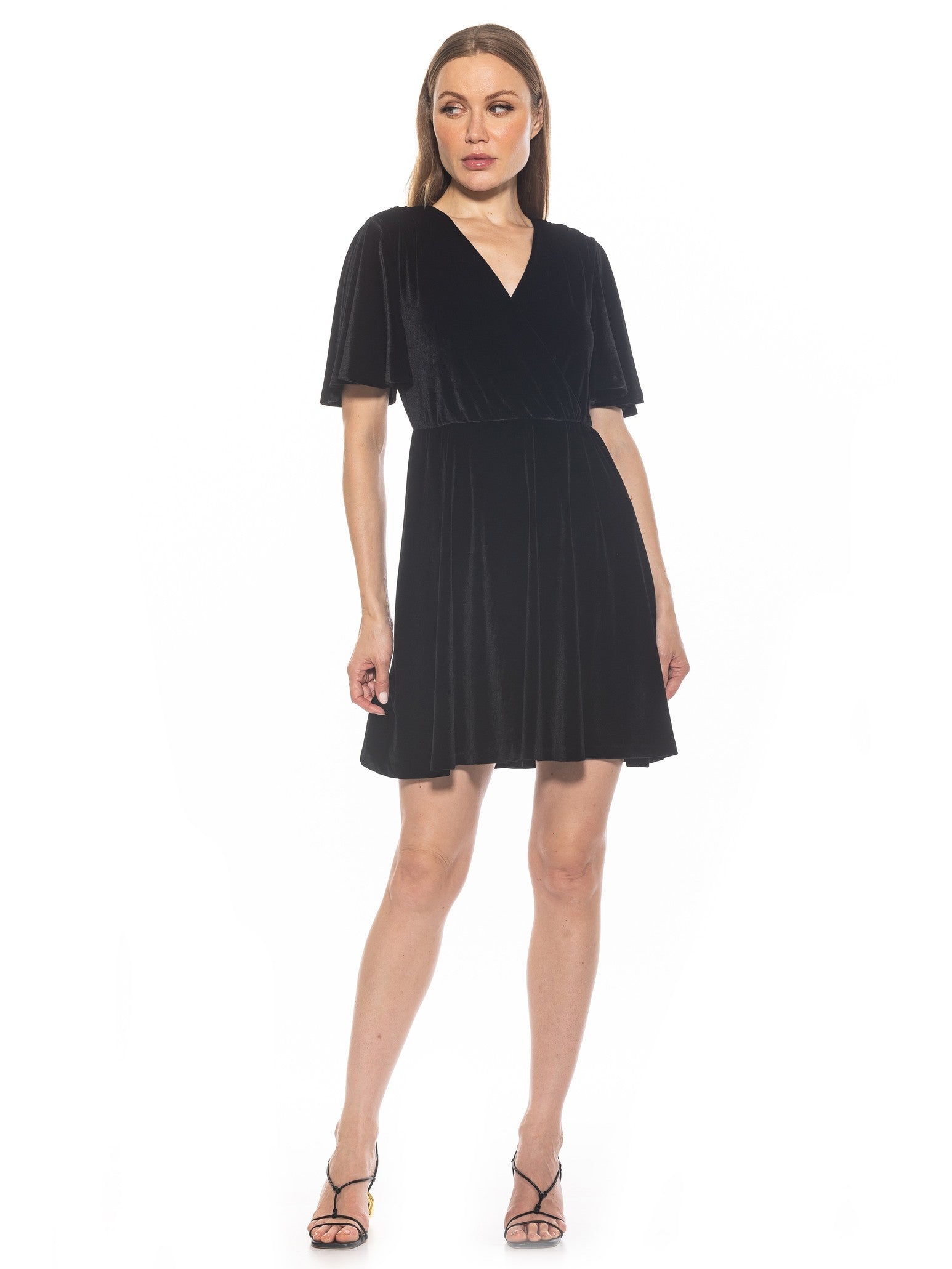 Платье из бархата Oakless ALEXIA ADMOR, черный
Платье из бархата Oakless ALEXIA ADMOR, черный