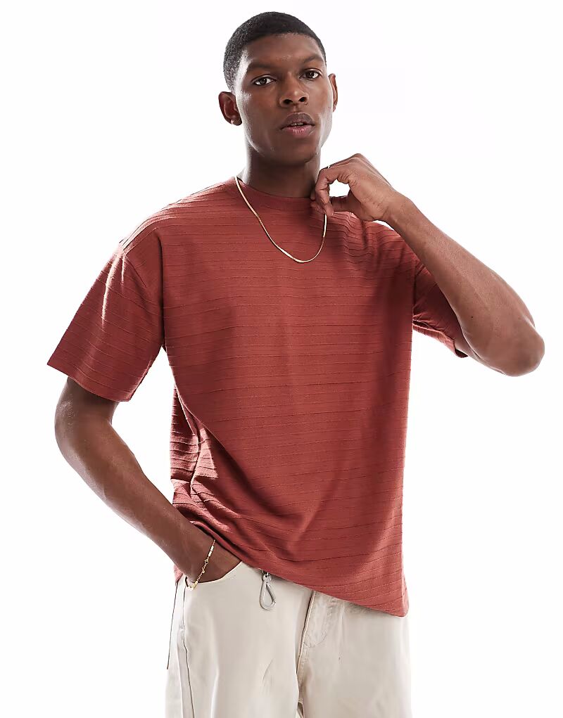 Футболка New Look с текстурированной тональной полоской цвета ржавчины
Футболка New Look с текстурированной тональной полоской цвета ржавчины