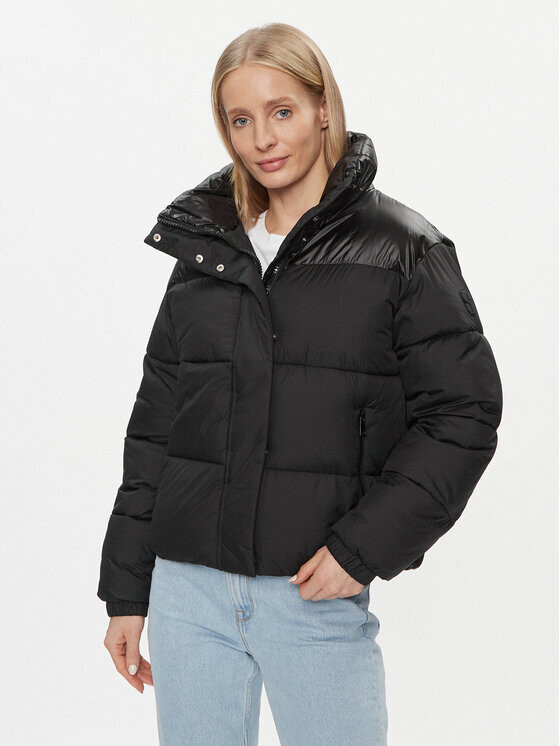 Пуховик стандартного кроя S.Oliver, черный
Пуховик стандартного кроя S.Oliver, черный