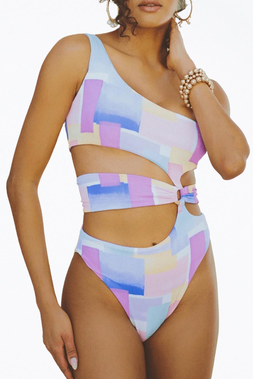 Gaia Retro ребристый слитный купальник с вырезом в пастельных тонах SOAH, цвет pastel shapes
Gaia Retro ребристый слитный купальник с вырезом в пастельных тонах SOAH, цвет pastel shapes