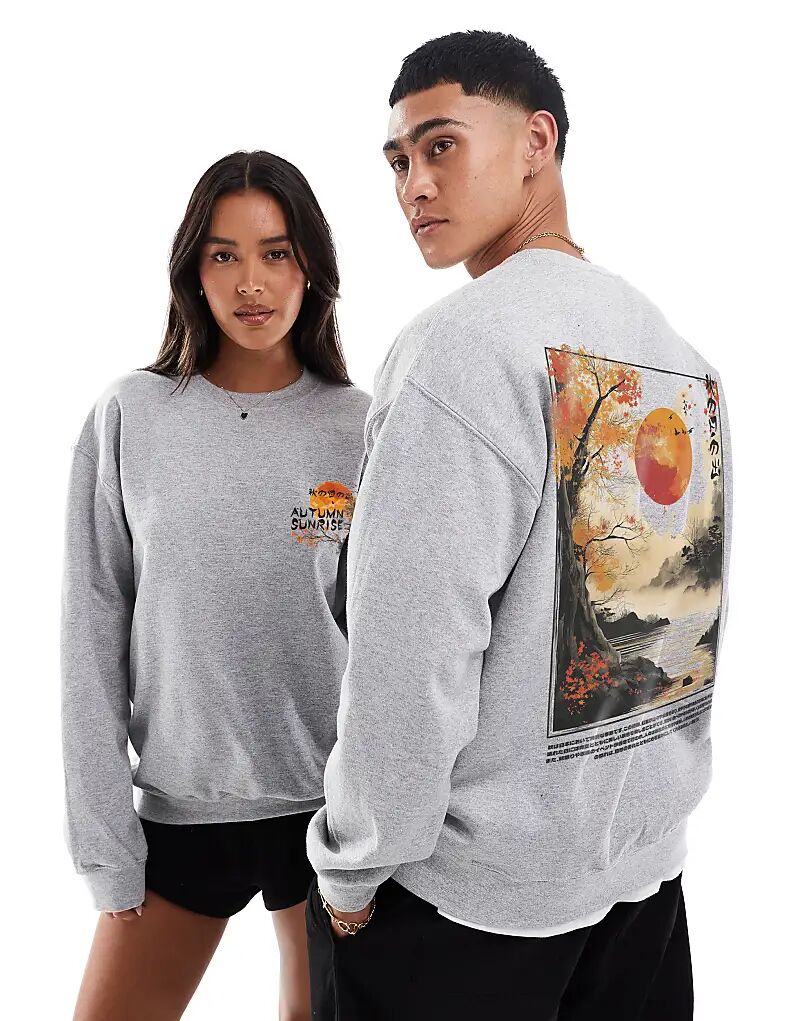 Классический свитшот с принтом осеннего восхода солнца спереди и сзади серого цвета PRNT
Классический свитшот с принтом осеннего восхода солнца спереди и сзади серого цвета PRNT