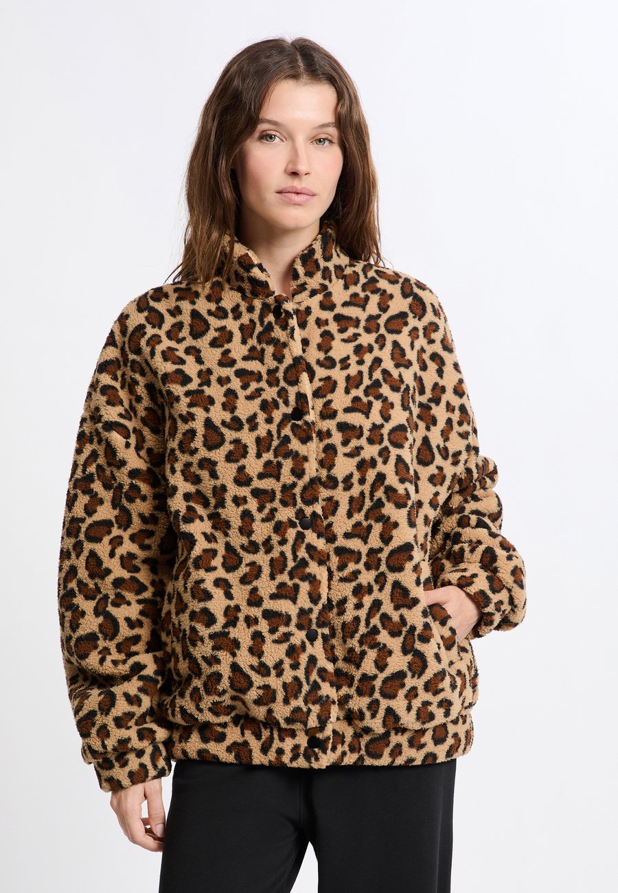 Пижамный топ Etam LUCYLE, Animal Printed/Light Brown
Пижамный топ Etam LUCYLE, Animal Printed/Light Brown