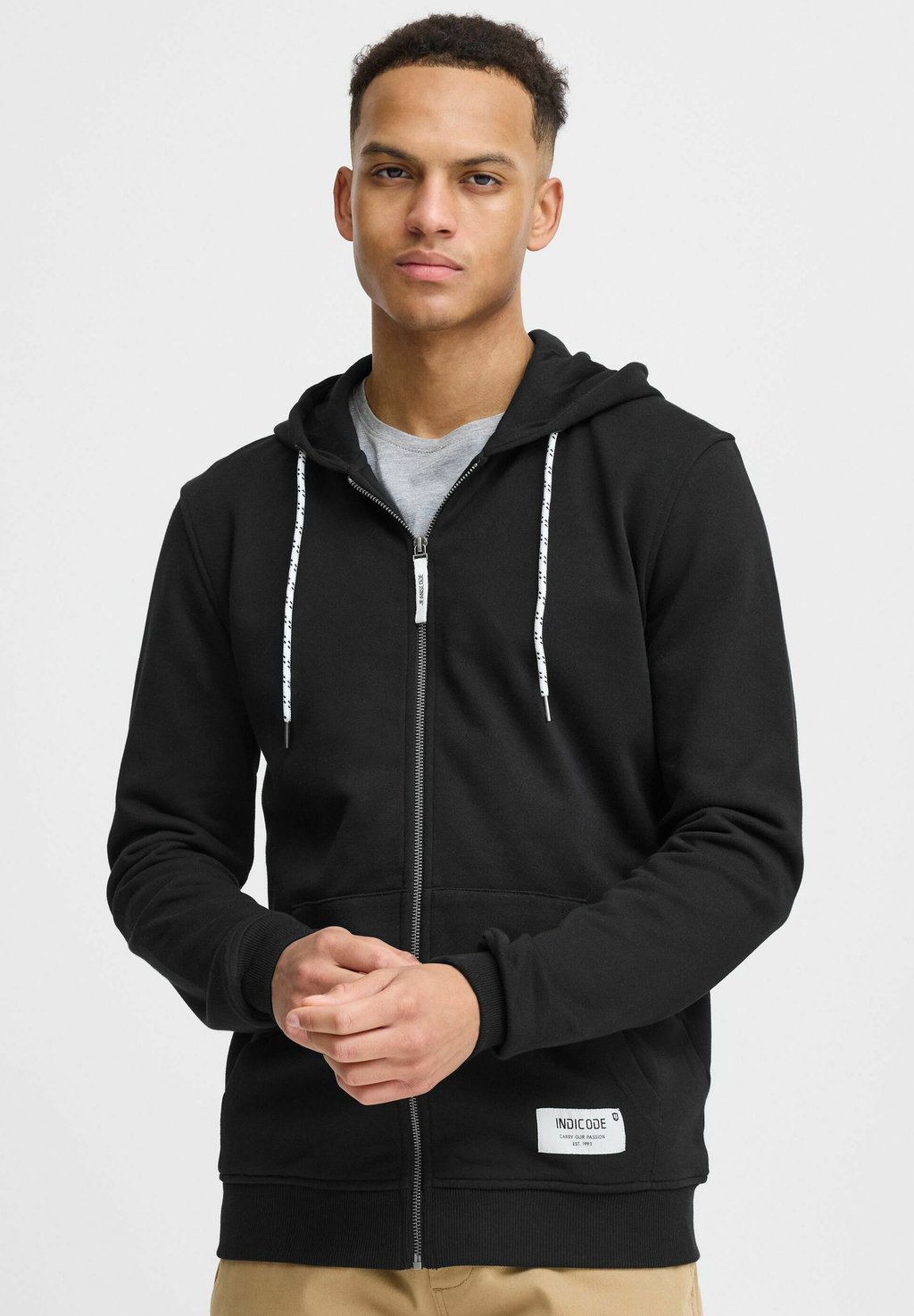 Толстовка на молнии IDPlayno INDICODE JEANS, черный
Толстовка на молнии IDPlayno INDICODE JEANS, черный