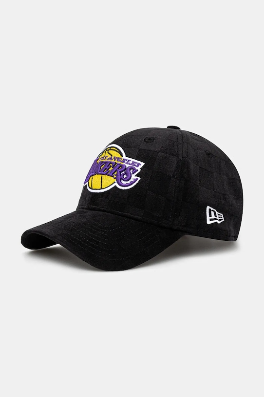 Кепка tonal check 940 lakers velour cap New Era, черный
Кепка tonal check 940 lakers velour cap New Era, черный
