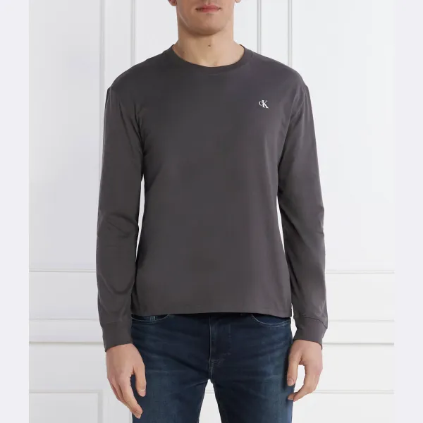 Повседневная рубашка с длинным рукавом и графикой стандартного кроя. Calvin Klein, черный
Повседневная рубашка с длинным рукавом и графикой стандартного кроя. Calvin Klein, черный