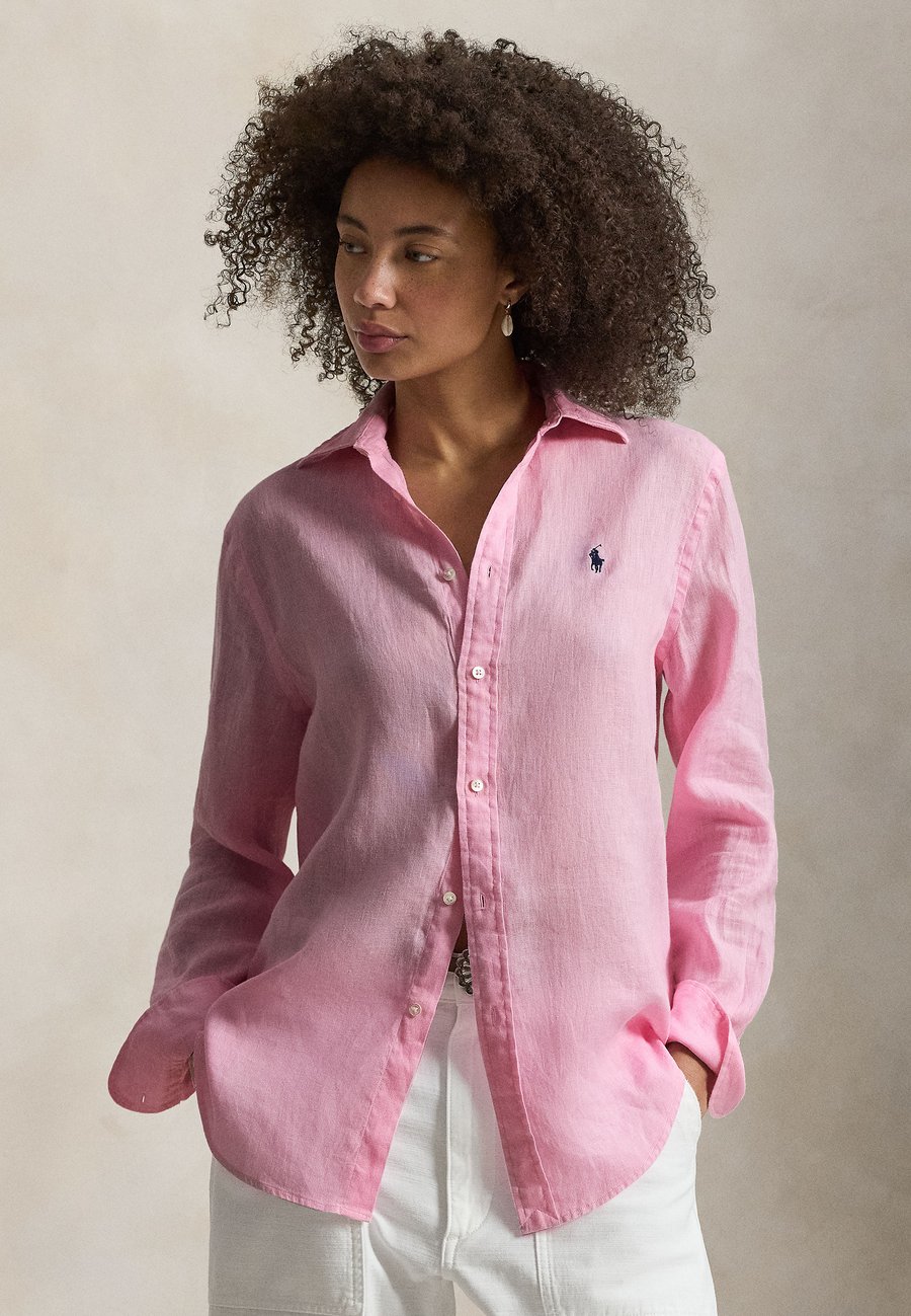 Блуза Polo Ralph Lauren CLASSIC FIT LINEN SHIRT, Carmel Pink/Pink
Блуза Polo Ralph Lauren CLASSIC FIT LINEN SHIRT, Carmel Pink/Pink