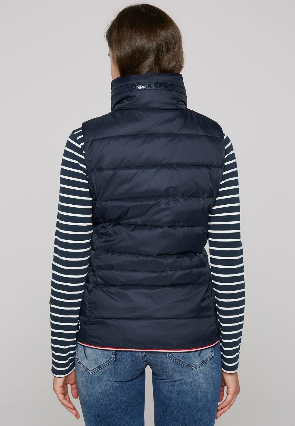 Жилет Soccx, темно-синий
Жилет Soccx, темно-синий