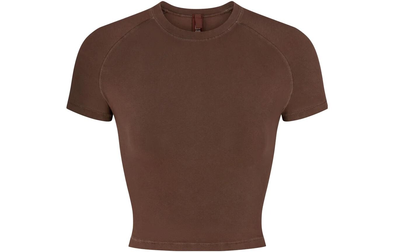 Футболка женская темно-коричневая Skims
Футболка женская темно-коричневая Skims