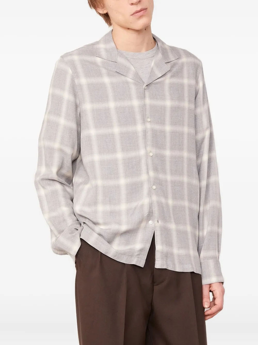 Рубашка в клетку с лагерным воротником Eren Officine Generale, серый
Рубашка в клетку с лагерным воротником Eren Officine Generale, серый