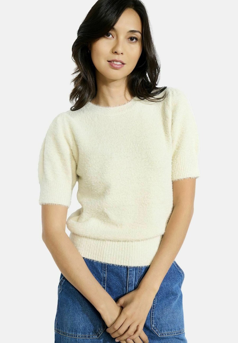 Футболка LolaLiza FUZZY-EFFECT SHORT-SLEEVE, Vanilla White/White, Белый, Футболка LolaLiza FUZZY-EFFECT SHORT-SLEEVE, Vanilla White/White
Футболка LolaLiza FUZZY-EFFECT SHORT-SLEEVE, Vanilla White/White, Белый, Футболка LolaLiza FUZZY-EFFECT SHORT-SLEEVE, Vanilla White/White