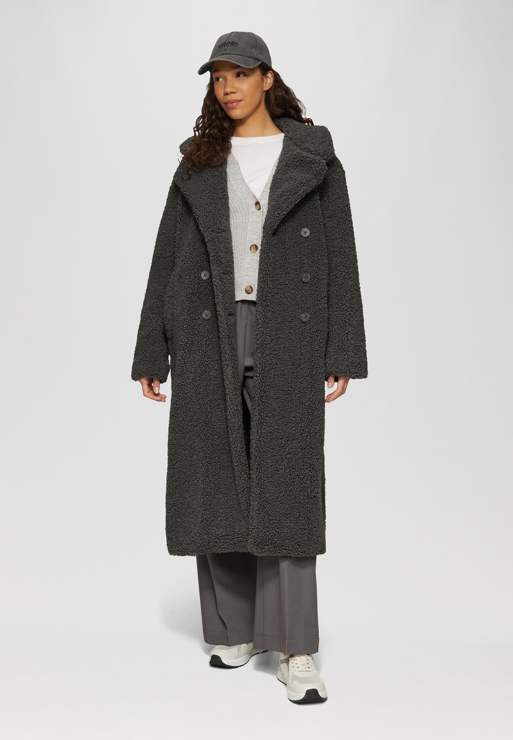 Классическое пальто QS, антрацит, Черный, Классическое пальто QS, антрацит
Классическое пальто QS, антрацит, Черный, Классическое пальто QS, антрацит