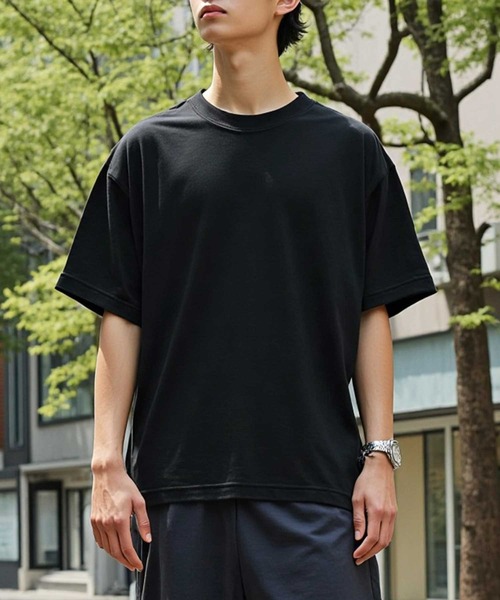 Футболка влагоотводящая быстросохнущая с защитой от УФ-излучения United Athle, черный
Футболка влагоотводящая быстросохнущая с защитой от УФ-излучения United Athle, черный