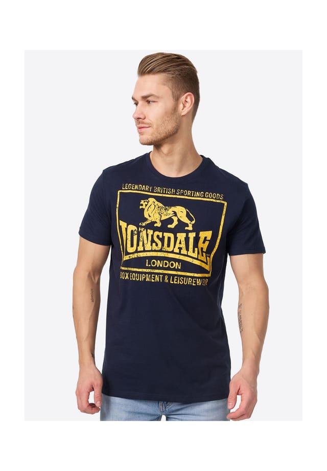Футболка обычного кроя hounslow Lonsdale, синий
Футболка обычного кроя hounslow Lonsdale, синий