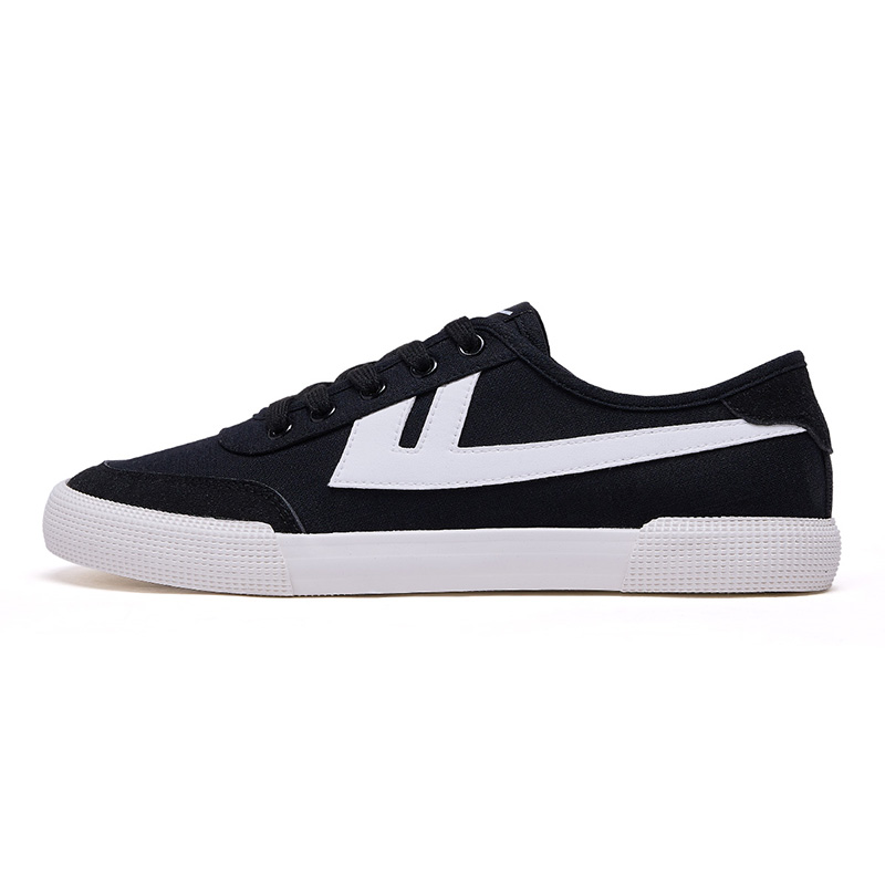 WARRIOR Скользоустойчивые износостойкие легкие мужские кэжуал кеды низкие черно-белые, цвет Black White
WARRIOR Скользоустойчивые износостойкие легкие мужские кэжуал кеды низкие черно-белые, цвет Black White