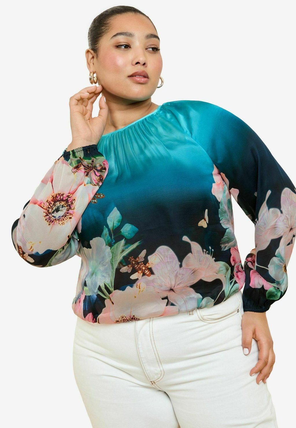 Блуза PLUS SIZE FIT - FLORAL PRINTED BALLON SLEEVE Lipsy, синий
Блуза PLUS SIZE FIT - FLORAL PRINTED BALLON SLEEVE Lipsy, синий