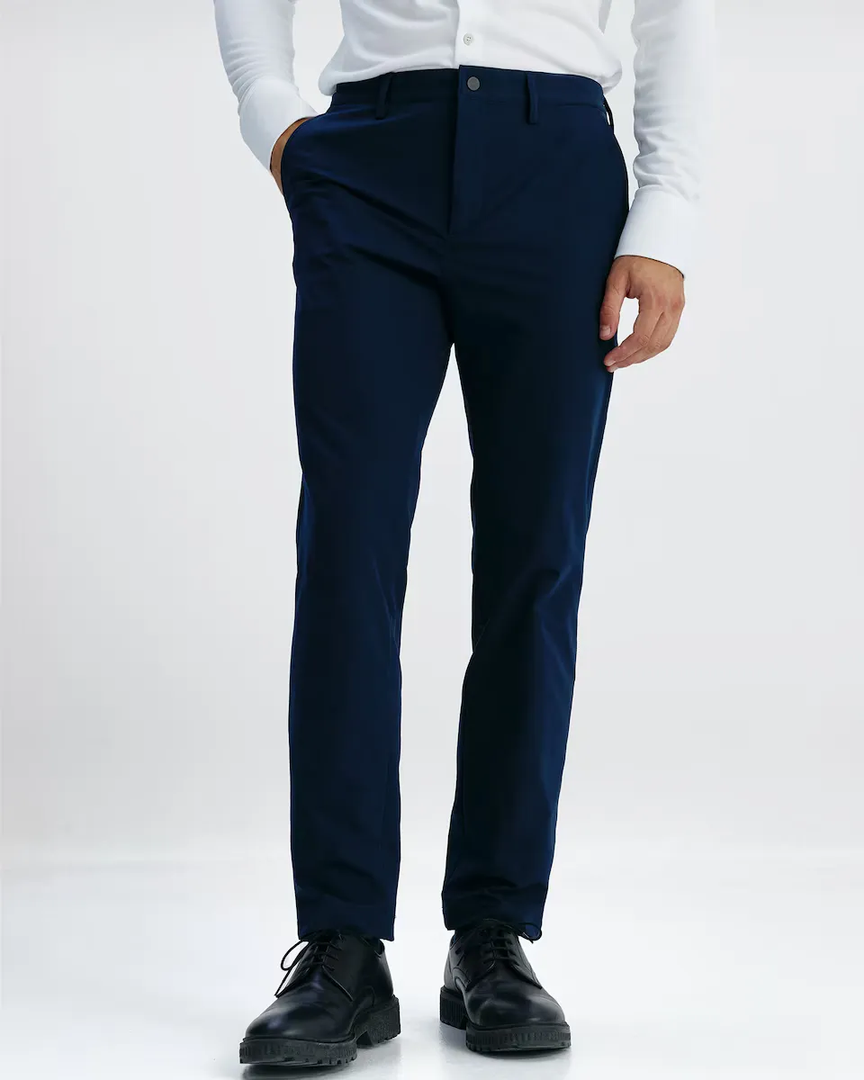 Мужские зауженные брюки чинос темно-синего цвета Sepiia, темно-синий
Мужские зауженные брюки чинос темно-синего цвета Sepiia, темно-синий
