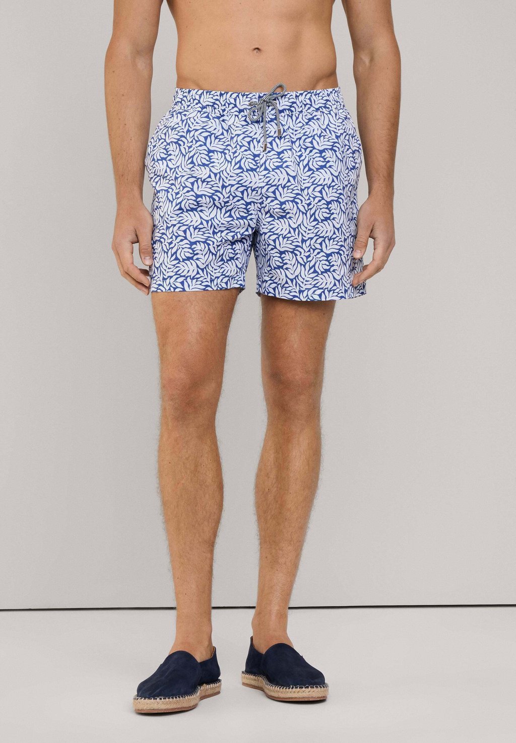 Пляжные шорты LEAVES Façonnable, синий 
Пляжные шорты LEAVES Façonnable, синий