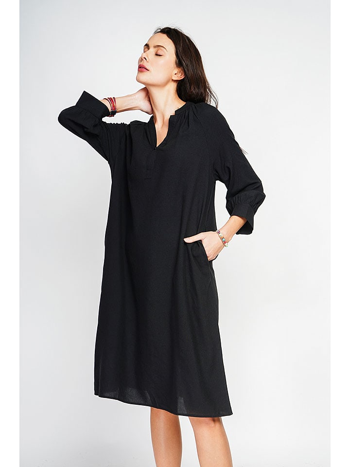 Платье до колена Le Jardin du Lin, черный
Платье до колена Le Jardin du Lin, черный