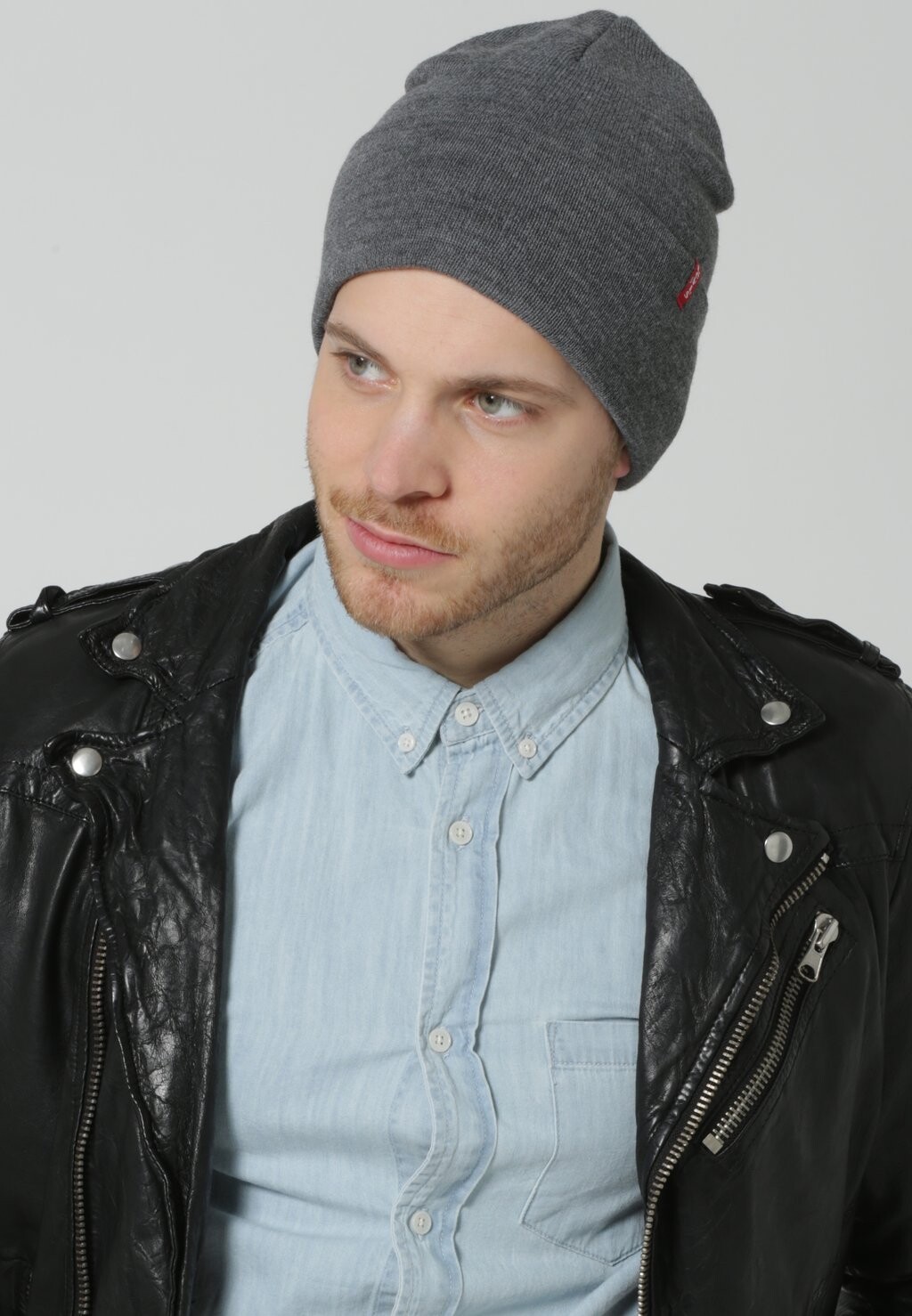 Шапка Levi's
Шапка Levi's