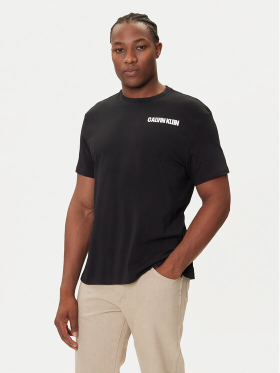 Футболка regular fit 3D Box Graphic LV04RC805G Calvin Klein Jeans, чёрный
Футболка regular fit 3D Box Graphic LV04RC805G Calvin Klein Jeans, чёрный