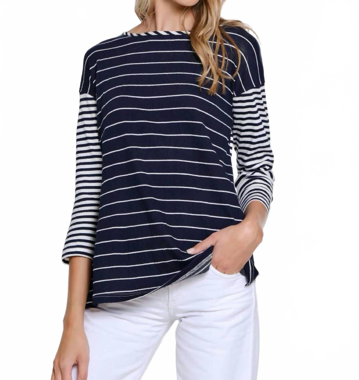 Топ с рукавом три четверти и круглым вырезом на шнуровке сзади асимметричным подолом в цвете "полночь" Multiples, Midnight
Топ с рукавом три четверти и круглым вырезом на шнуровке сзади асимметричным подолом в цвете "полночь" Multiples, Midnight