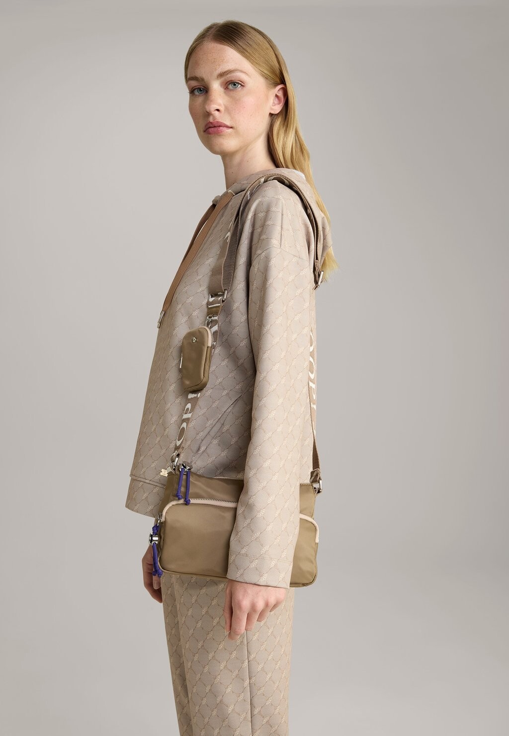 Сумка через плечо LIETISSIMO JASMINA JOOP! Jeans, светло-коричневый
Сумка через плечо LIETISSIMO JASMINA JOOP! Jeans, светло-коричневый