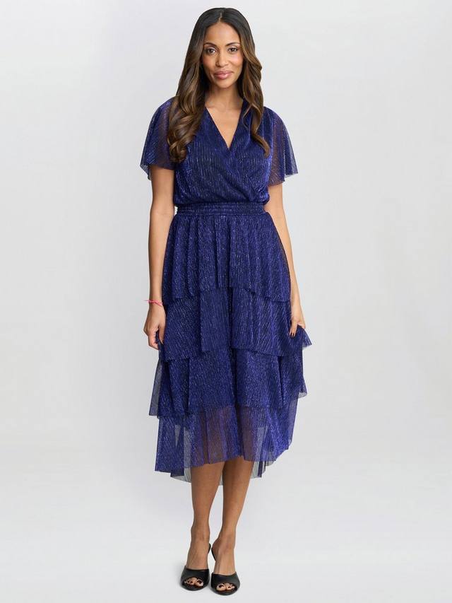 Многоярусное платье cheri цвета металлик Gina Bacconi, цвет Cobalt
Многоярусное платье cheri цвета металлик Gina Bacconi, цвет Cobalt