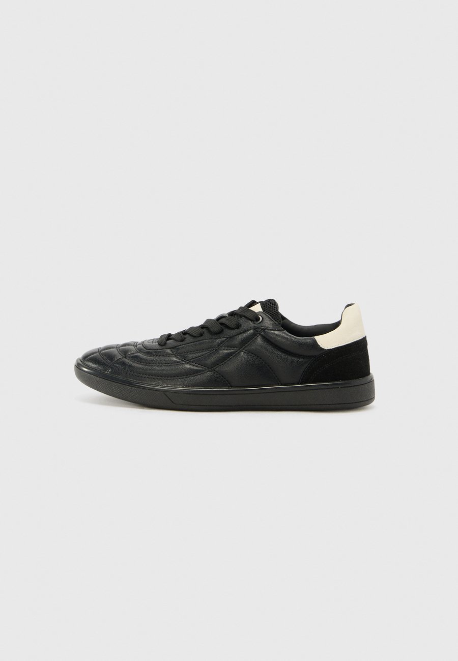 Кроссовки ALDO THEPITCH, Black
Кроссовки ALDO THEPITCH, Black