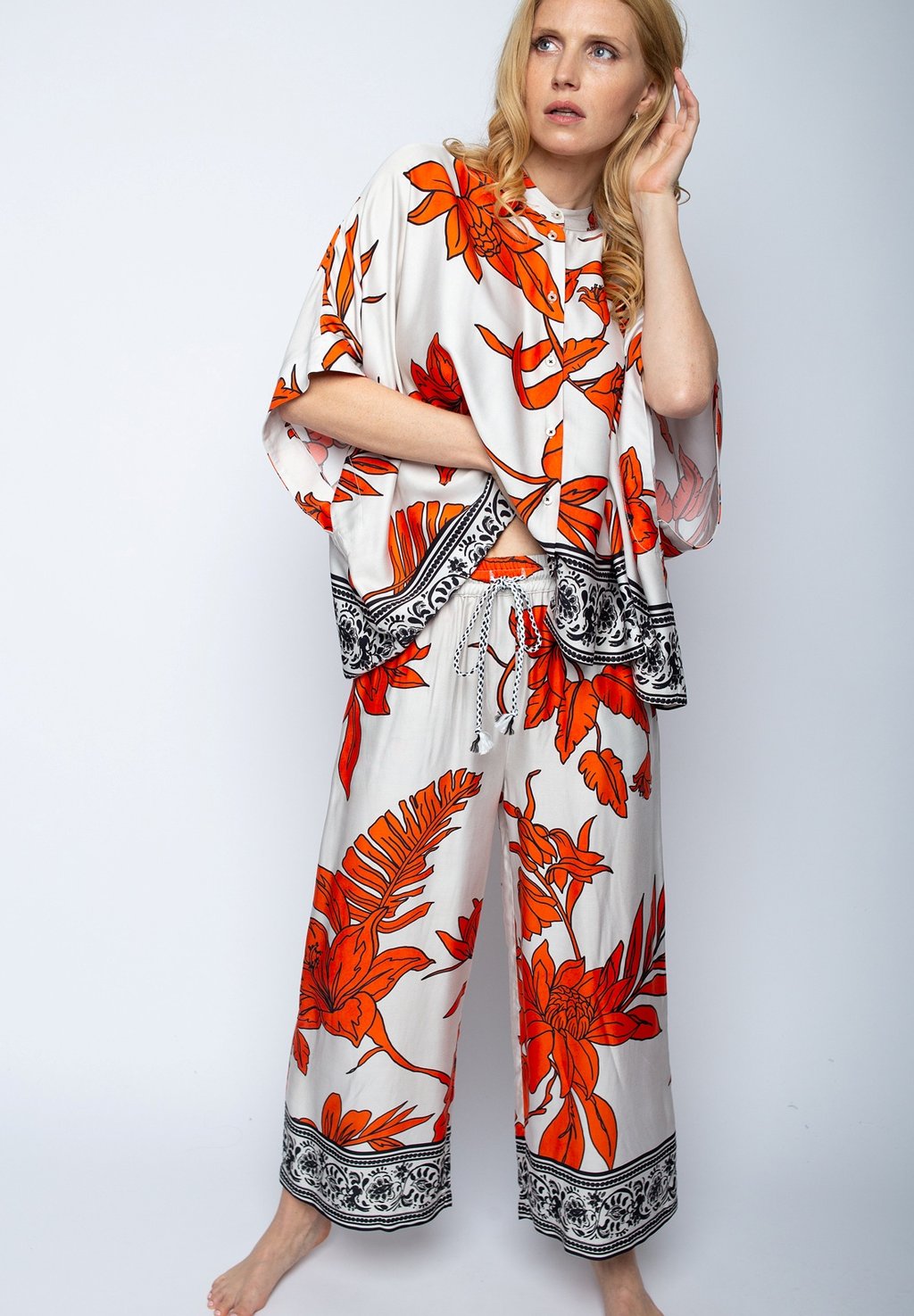 Брюки Emily van den Bergh, мультиколор
Брюки Emily van den Bergh, мультиколор