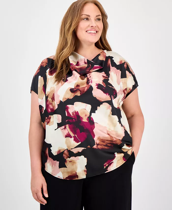 Топ размера плюс с цветочным принтом и воротником-хомутиком Anne Klein, черный
Топ размера плюс с цветочным принтом и воротником-хомутиком Anne Klein, черный