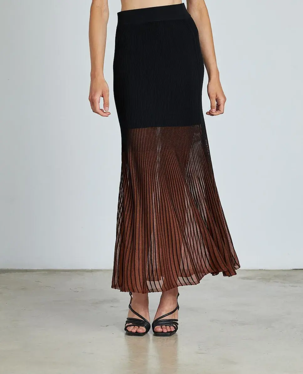 Миди-юбка с воланами, полупрозрачная внизу Alma en Pena, черный
Миди-юбка с воланами, полупрозрачная внизу Alma en Pena, черный