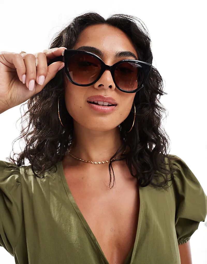 Солнцезащитные очки Ted Baker Elen черного цвета
Солнцезащитные очки Ted Baker Elen черного цвета