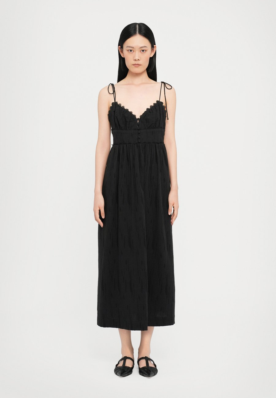 Платье Hofmann Copenhagen EMBER, Black
Платье Hofmann Copenhagen EMBER, Black