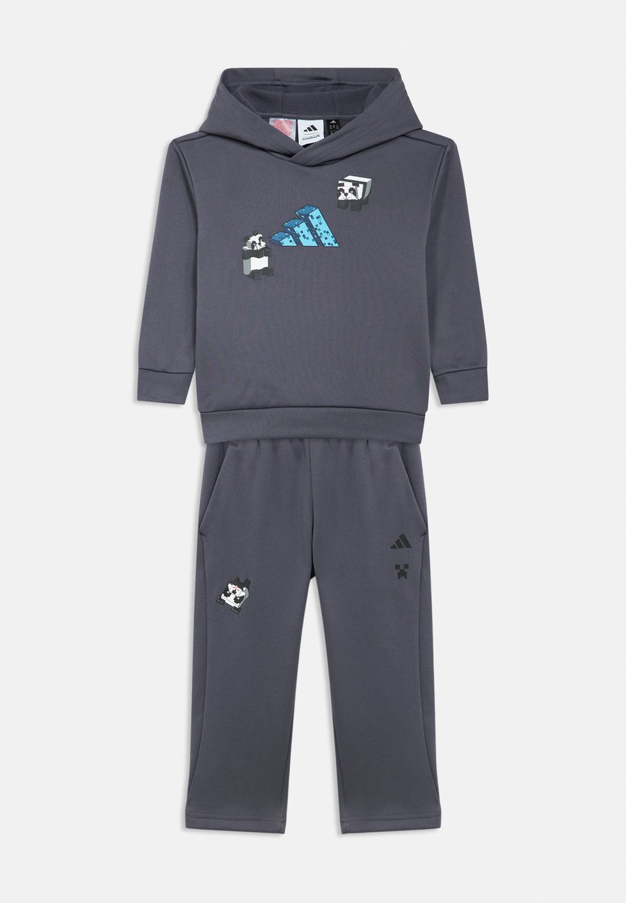 Толстовка Adidas Performance MINECRAFT TRAINING UNISEX SET, Aurora Onix/Dark Blue
Толстовка Adidas Performance MINECRAFT TRAINING UNISEX SET, Aurora Onix/Dark Blue