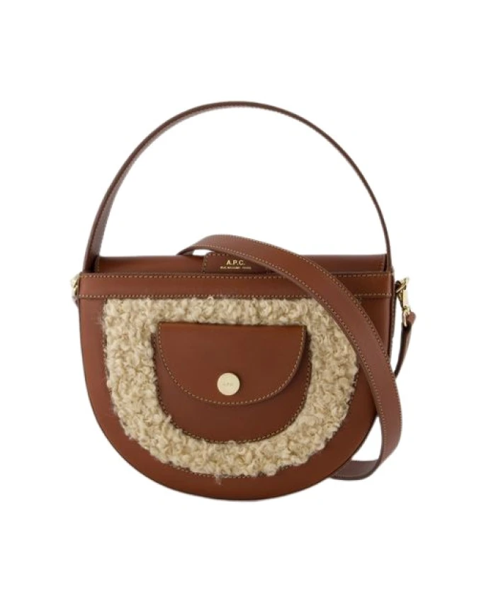 Маленькая сумка через плечо с регулируемым ремешком A.P.C., коричневый
Маленькая сумка через плечо с регулируемым ремешком A.P.C., коричневый
