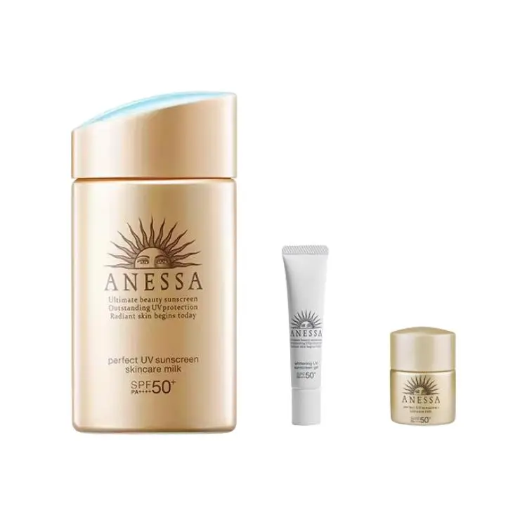 ANESSA Маленькая золотая бутылочка golden diamond солнцезащитный лосьон увлажняющий, освежающий, восстанавливающий SPF50+ 60мл+12мл*3
ANESSA Маленькая золотая бутылочка golden diamond солнцезащитный лосьон увлажняющий, освежающий, восстанавливающий SPF50+ 60мл+12мл*3