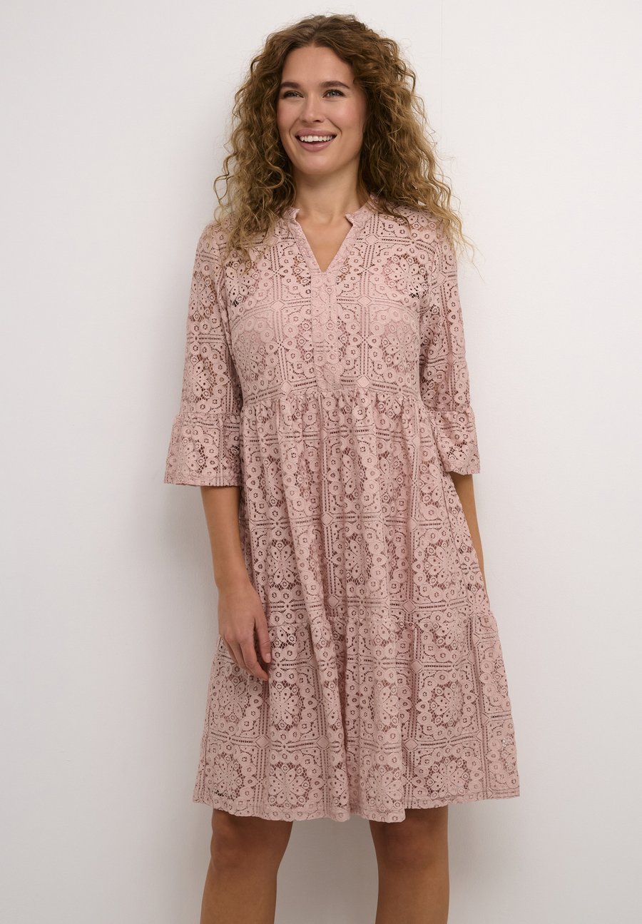 Платье Cream TILEY , Burnished Lilac/Mauve
Платье Cream TILEY , Burnished Lilac/Mauve