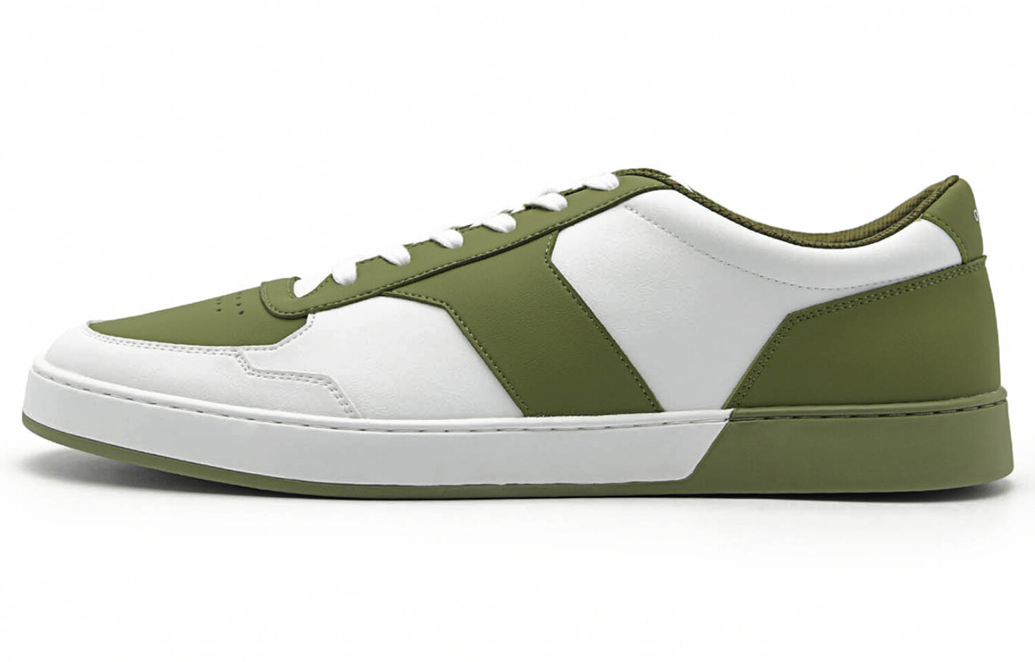 Стильные мужские кеды для скейтбординга с низким верхом Pedro
Стильные мужские кеды для скейтбординга с низким верхом Pedro