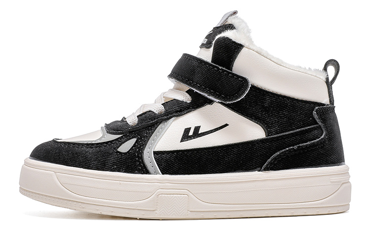 Детские скейтерские кроссовки Warrior Kids, бежево-черные
Детские скейтерские кроссовки Warrior Kids, бежево-черные