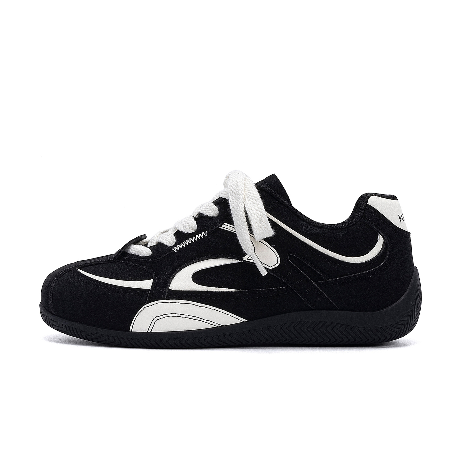 HUANQIU Легкие дышащие низкие скейтерские кроссовки для мужчин с эффектом увеличения роста черные, цвет Black
HUANQIU Легкие дышащие низкие скейтерские кроссовки для мужчин с эффектом увеличения роста черные, цвет Black