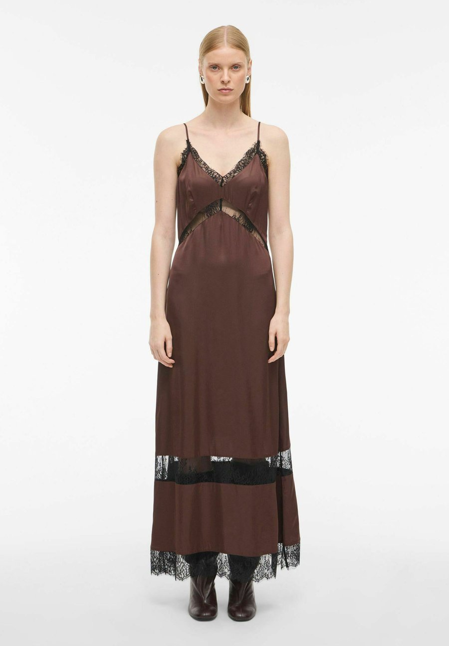 Платье Rouge Edit Maxi dress, Chicory Coffee/Dark Brown
Платье Rouge Edit Maxi dress, Chicory Coffee/Dark Brown