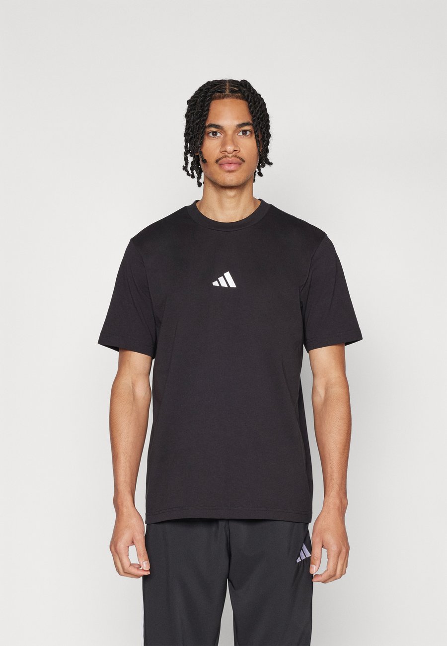 Футболка Adidas Sportswear ESSENTIALS SMALL LOGO SINGLE TEE, Black/White/Black, Белый, Футболка Adidas Sportswear ESSENTIALS SMALL LOGO SINGLE TEE, Black/White/Black
Футболка Adidas Sportswear ESSENTIALS SMALL LOGO SINGLE TEE, Black/White/Black, Белый, Футболка Adidas Sportswear ESSENTIALS SMALL LOGO SINGLE TEE, Black/White/Black