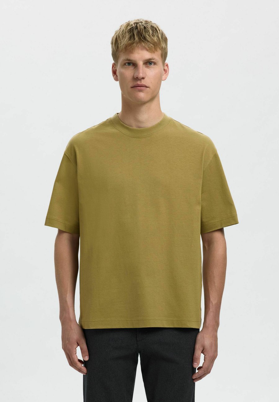 Футболка Selected Homme Basic T-shirt, Dried Herb/Khaki, Хаки, Футболка Selected Homme Basic T-shirt, Dried Herb/Khaki
Футболка Selected Homme Basic T-shirt, Dried Herb/Khaki, Хаки, Футболка Selected Homme Basic T-shirt, Dried Herb/Khaki